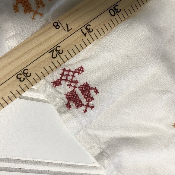 C|C Chic Connection White Medium Embroidered Boho Shift Dress with Inner Lining - Picture 10 of 10